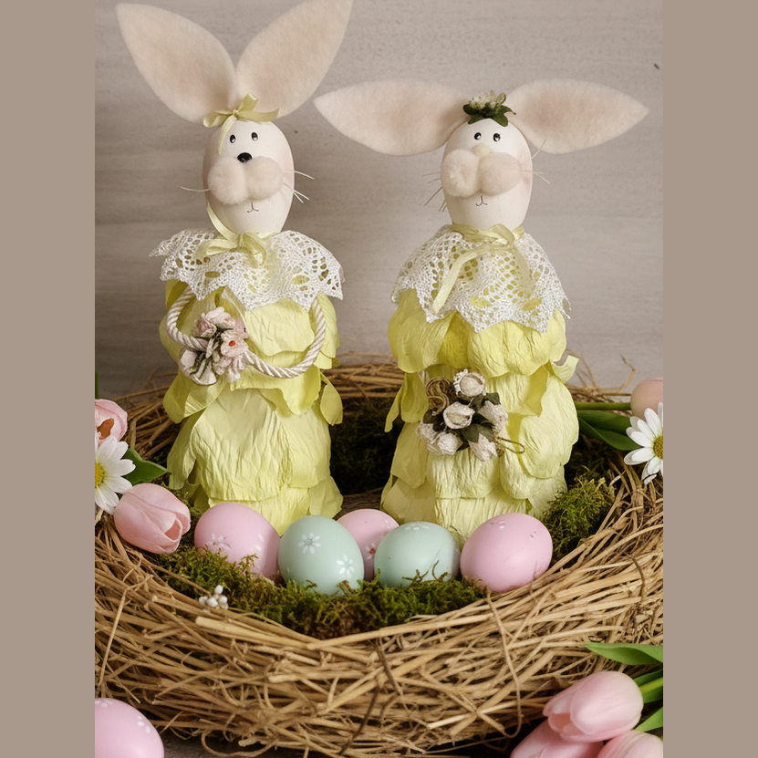 "Composizione Pasquale con coppia di coniglietti decorativi fatti a mano in petali di carta abito verde colletto in pizzo shabby chic idea regalo"